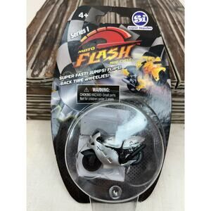 NEW Moto Flash Mini Cycle Jumps Flips Back Tire Wheelies 2015 Series 1